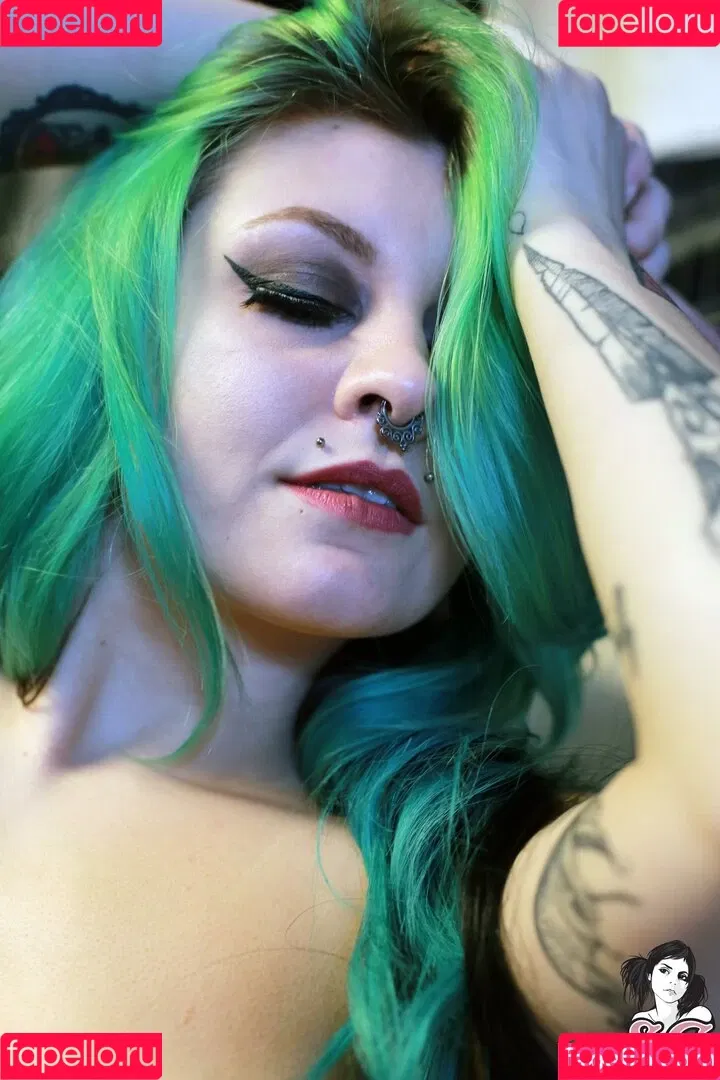 Chalkdabs / Chalkmoon / Chalksuicide / chalkxmoon Onlyfans Photo Gallery 