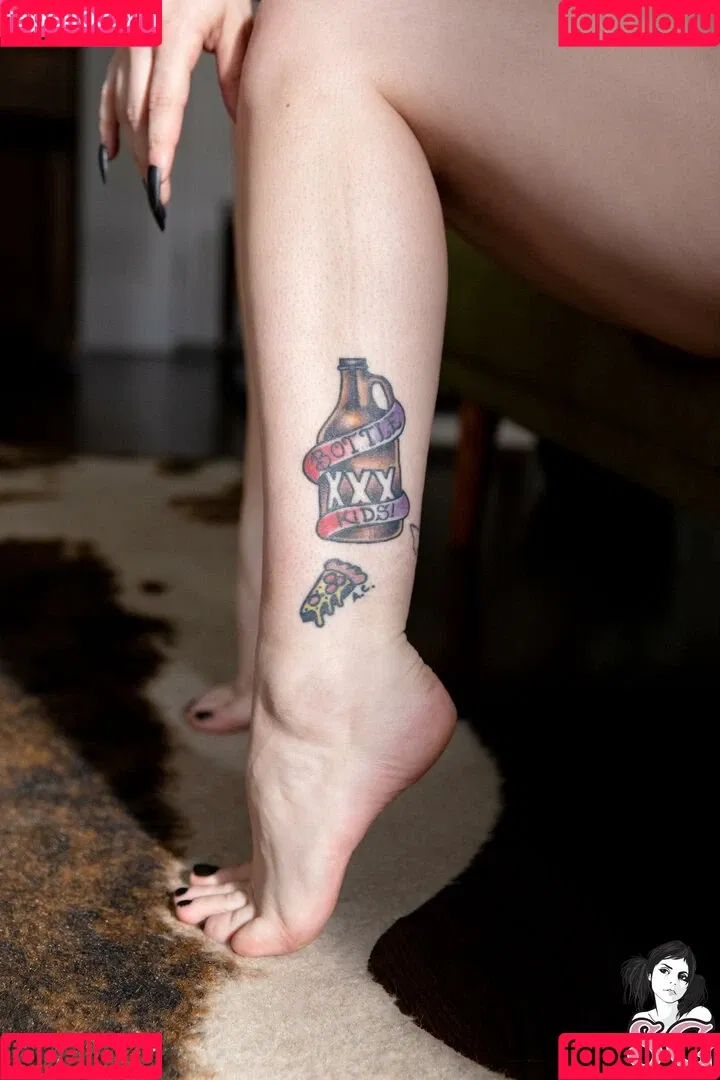 Chalkdabs / Chalkmoon / Chalksuicide / chalkxmoon Onlyfans Photo Gallery 