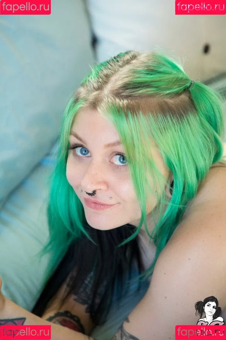 Chalkdabs / Chalkmoon / Chalksuicide / chalkxmoon Onlyfans Photo Gallery 