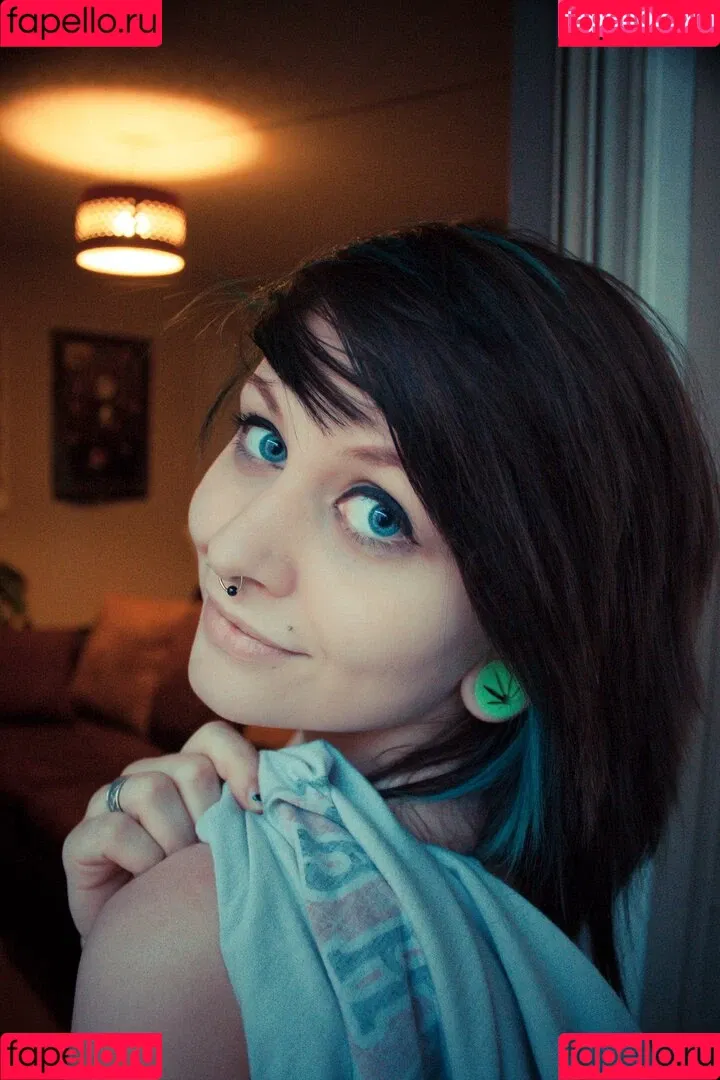 Chalkdabs / Chalkmoon / Chalksuicide / chalkxmoon Onlyfans Photo Gallery 