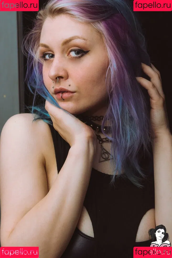 Chalkdabs / Chalkmoon / Chalksuicide / chalkxmoon Onlyfans Photo Gallery 