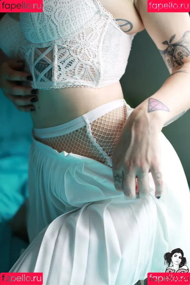 Chalkdabs / Chalkmoon / Chalksuicide / chalkxmoon Onlyfans Photo Gallery 