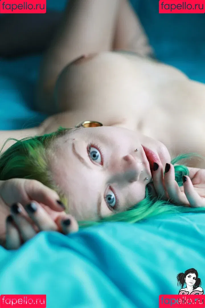 Chalkdabs / Chalkmoon / Chalksuicide / chalkxmoon Onlyfans Photo Gallery 