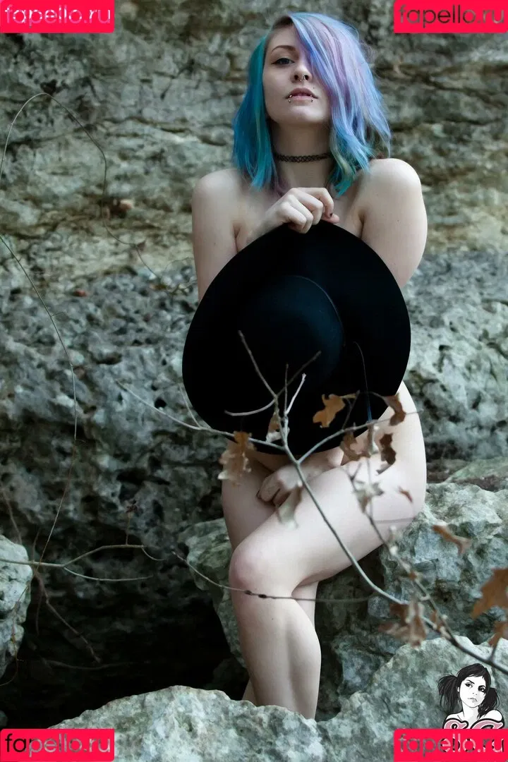 Chalkdabs / Chalkmoon / Chalksuicide / chalkxmoon Onlyfans Photo Gallery 