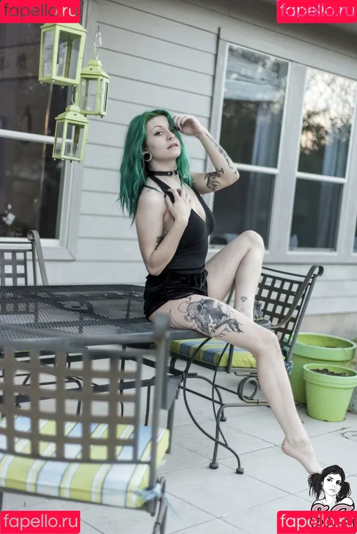 Chalkdabs / Chalkmoon / Chalksuicide / chalkxmoon Onlyfans Photo Gallery 