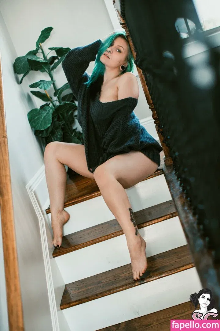 Chalkdabs / Chalkmoon / Chalksuicide / chalkxmoon Onlyfans Photo Gallery 