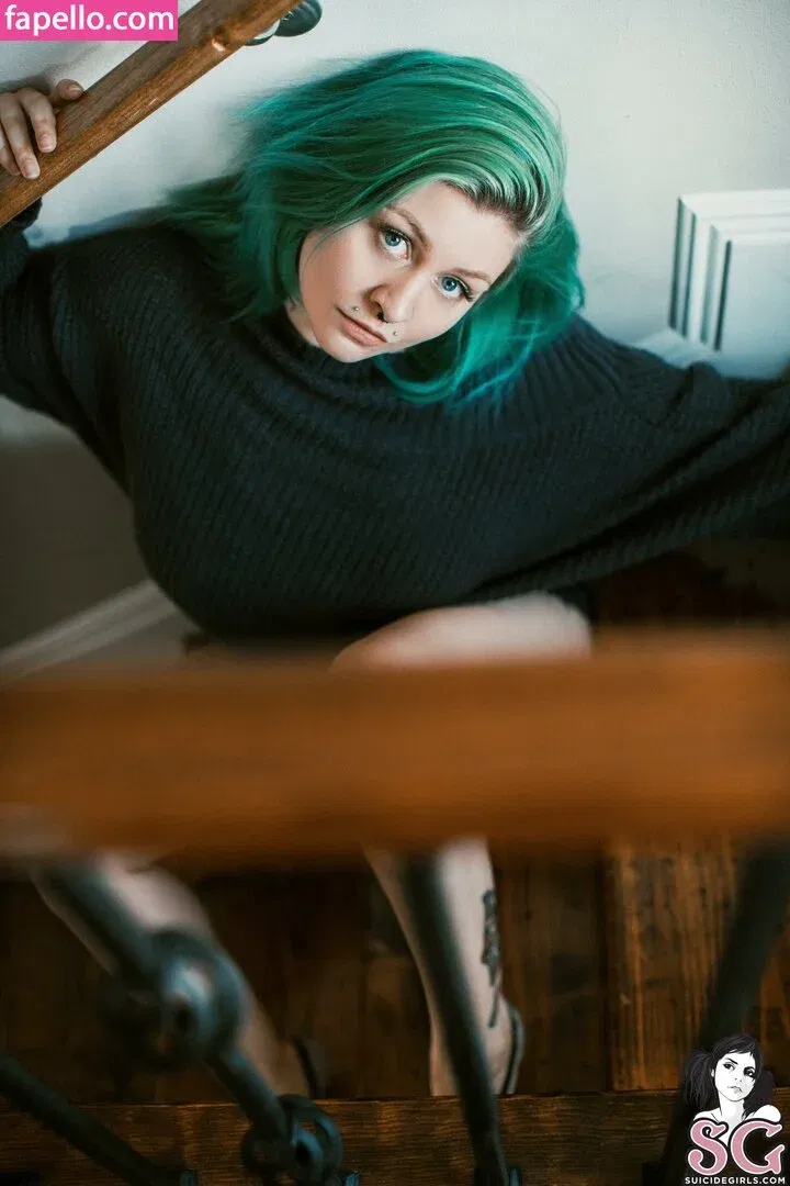 Chalkdabs / Chalkmoon / Chalksuicide / chalkxmoon Onlyfans Photo Gallery 