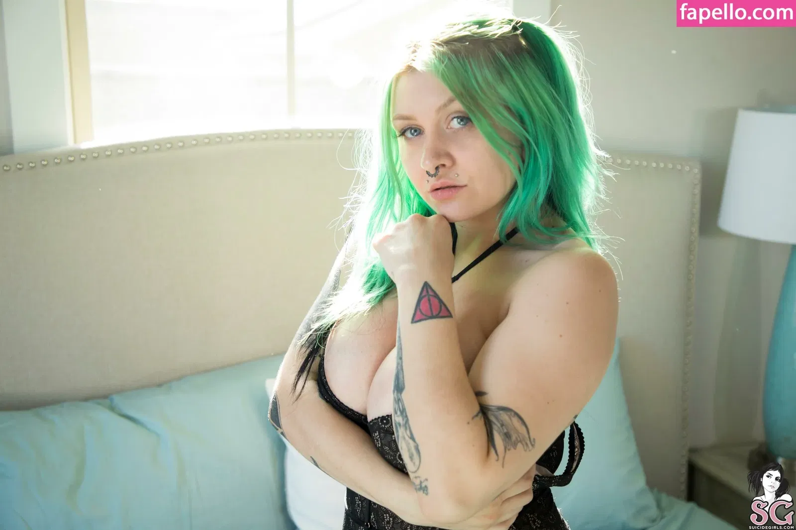 Chalkdabs / Chalkmoon / Chalksuicide / chalkxmoon Onlyfans Photo Gallery 