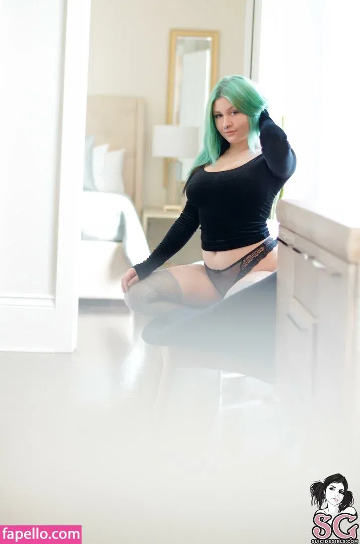 Chalkdabs / Chalkmoon / Chalksuicide / chalkxmoon Onlyfans Photo Gallery 