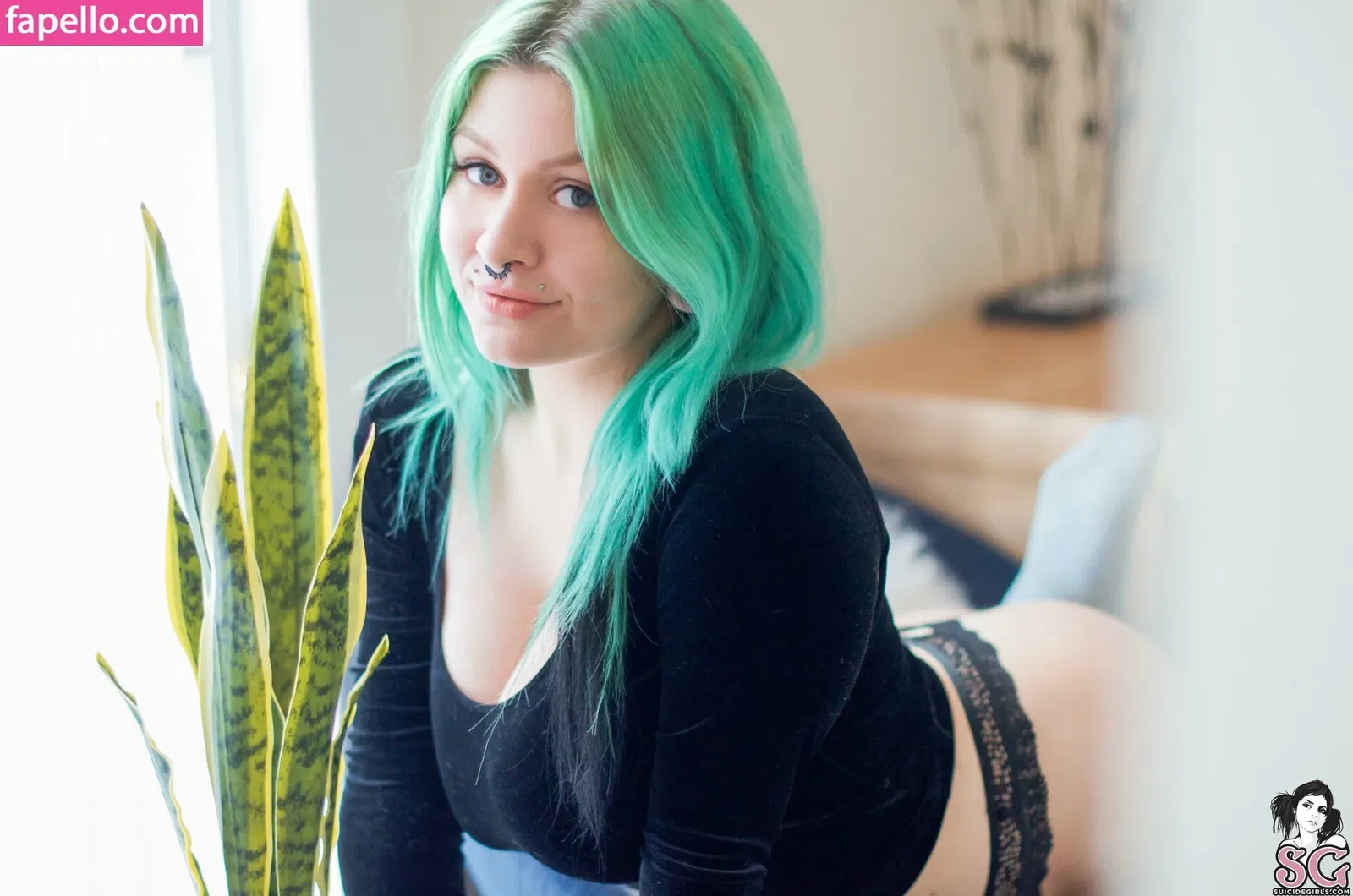 Chalkdabs / Chalkmoon / Chalksuicide / chalkxmoon Onlyfans Photo Gallery 
