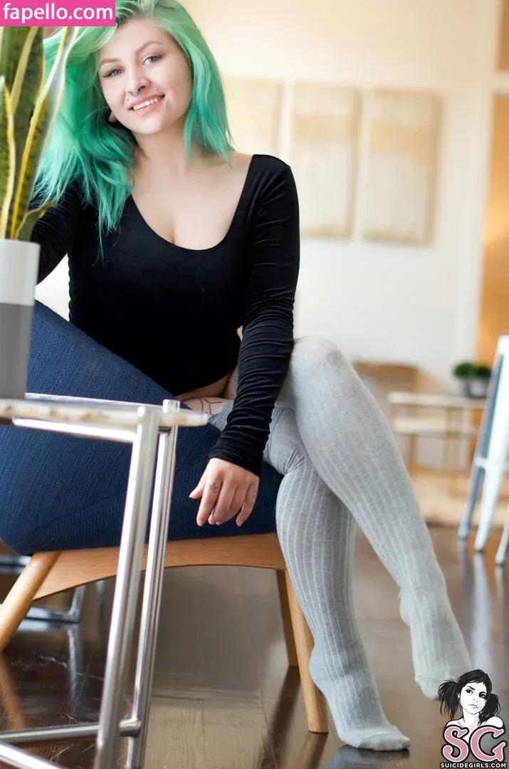 Chalkdabs / Chalkmoon / Chalksuicide / chalkxmoon Onlyfans Photo Gallery 