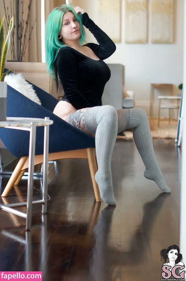 Chalkdabs / Chalkmoon / Chalksuicide / chalkxmoon Onlyfans Photo Gallery 