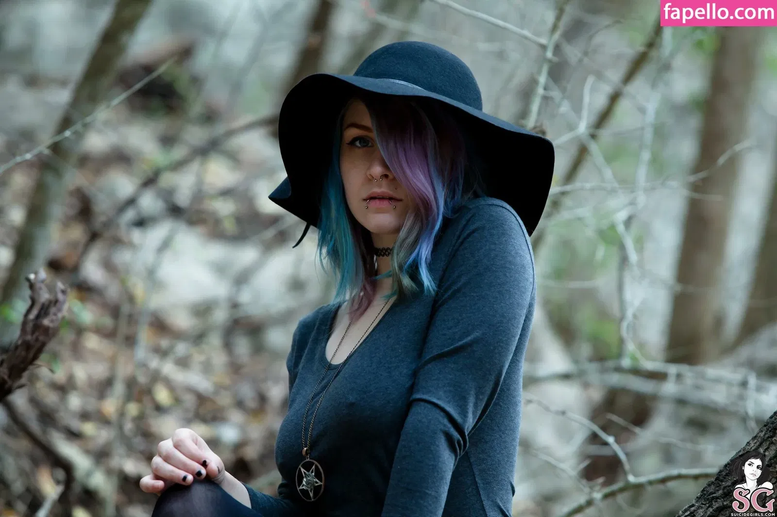 Chalkdabs / Chalkmoon / Chalksuicide / chalkxmoon Onlyfans Photo Gallery 