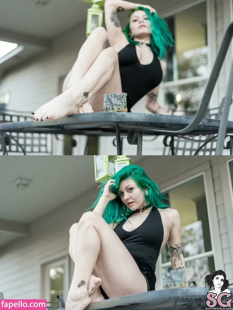 Chalkdabs / Chalkmoon / Chalksuicide / chalkxmoon Onlyfans Photo Gallery 