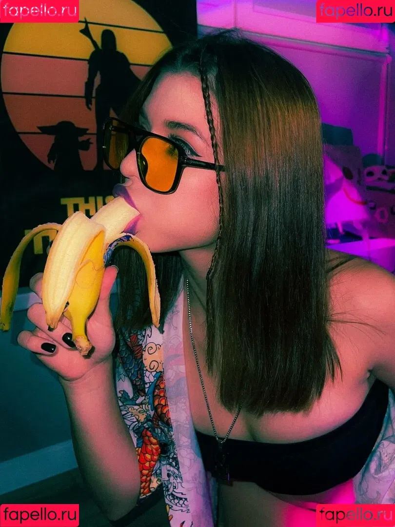 / Shuly / Shustikk / shulyyyyyy / shulyyyyyyy Onlyfans Photo Gallery 