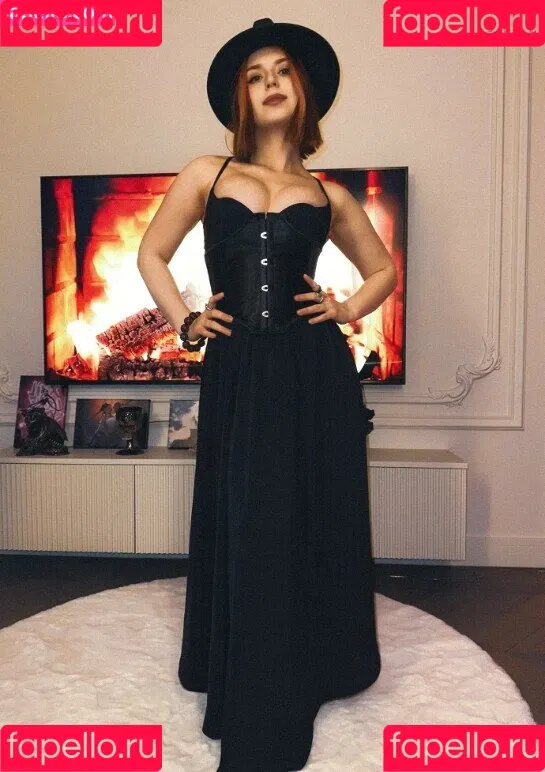 / Shuly / Shustikk / shulyyyyyy / shulyyyyyyy Onlyfans Photo Gallery 