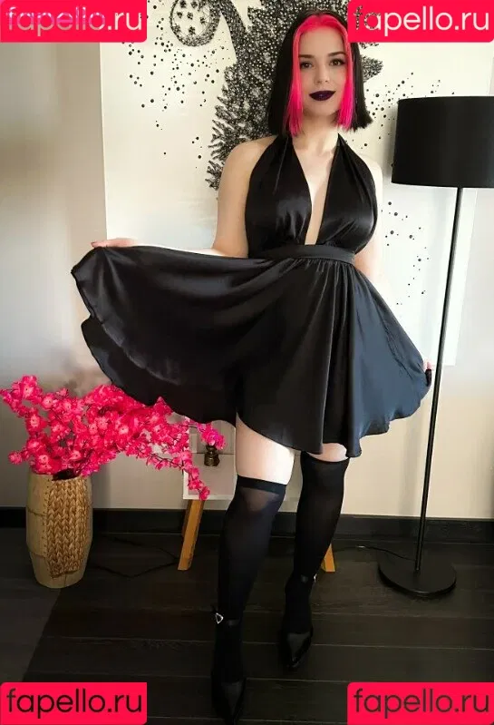 / Shuly / Shustikk / shulyyyyyy / shulyyyyyyy Onlyfans Photo Gallery 