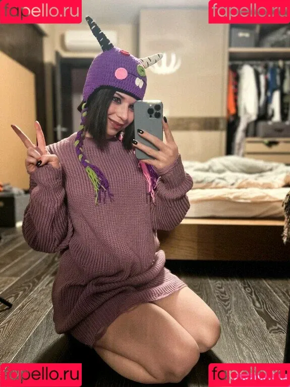 / Shuly / Shustikk / shulyyyyyy / shulyyyyyyy Onlyfans Photo Gallery 