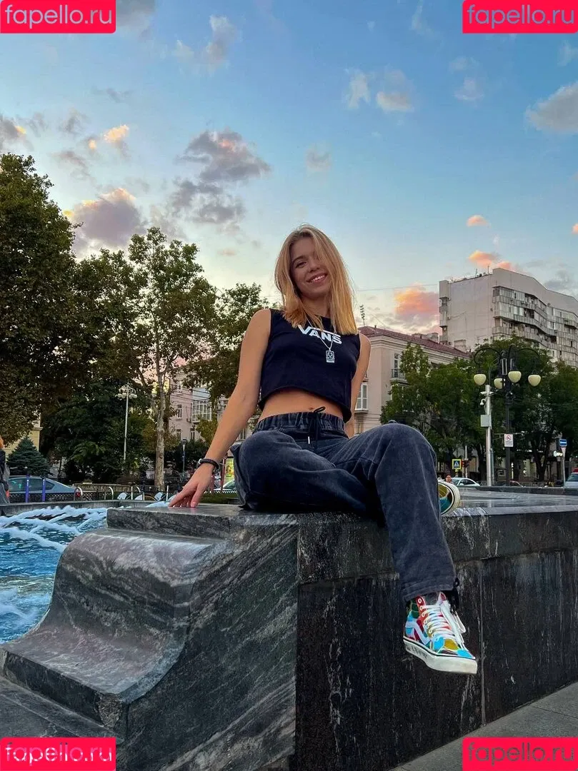 / Shuly / Shustikk / shulyyyyyy / shulyyyyyyy Onlyfans Photo Gallery 