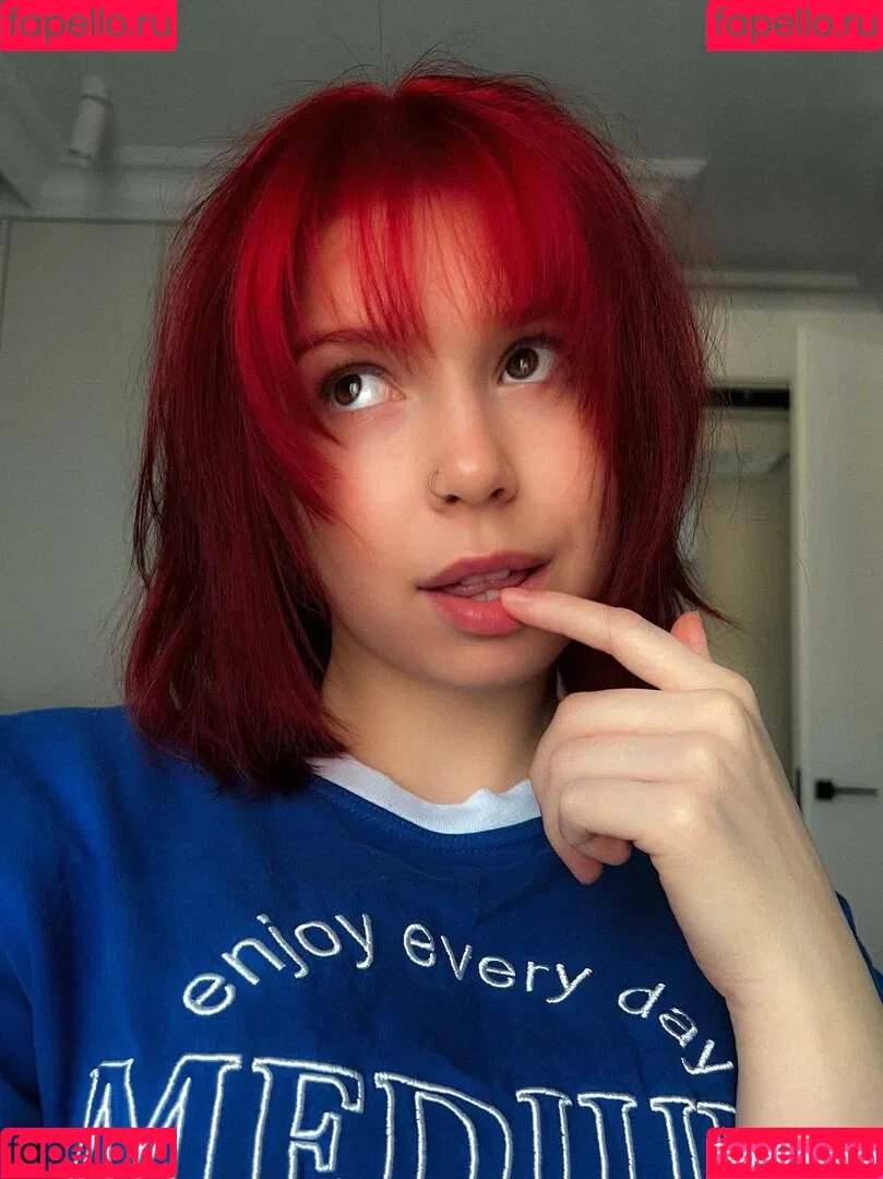 / Shuly / Shustikk / shulyyyyyy / shulyyyyyyy Onlyfans Photo Gallery 