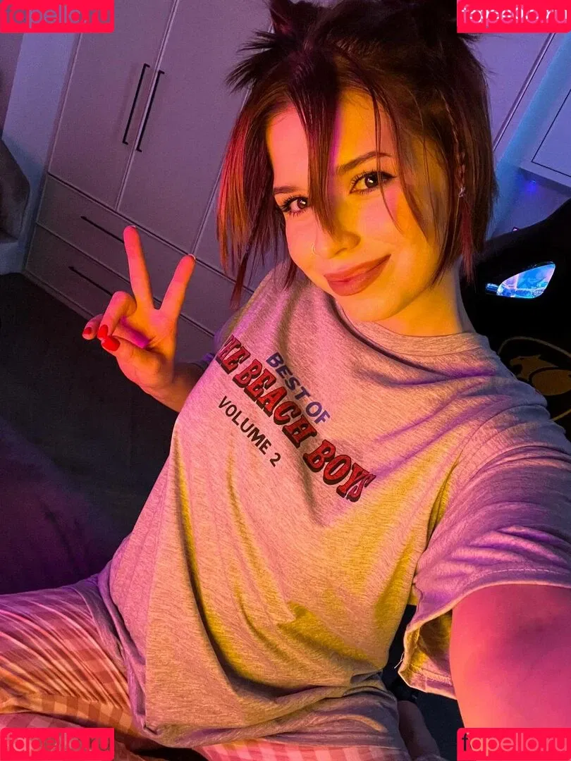 / Shuly / Shustikk / shulyyyyyy / shulyyyyyyy Onlyfans Photo Gallery 