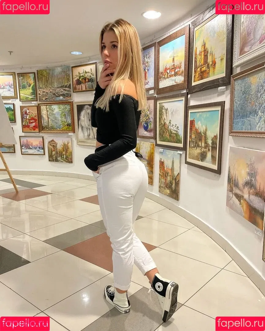 / Shuly / Shustikk / shulyyyyyy / shulyyyyyyy Onlyfans Photo Gallery 