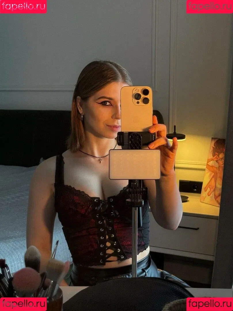 / Shuly / Shustikk / shulyyyyyy / shulyyyyyyy Onlyfans Photo Gallery 