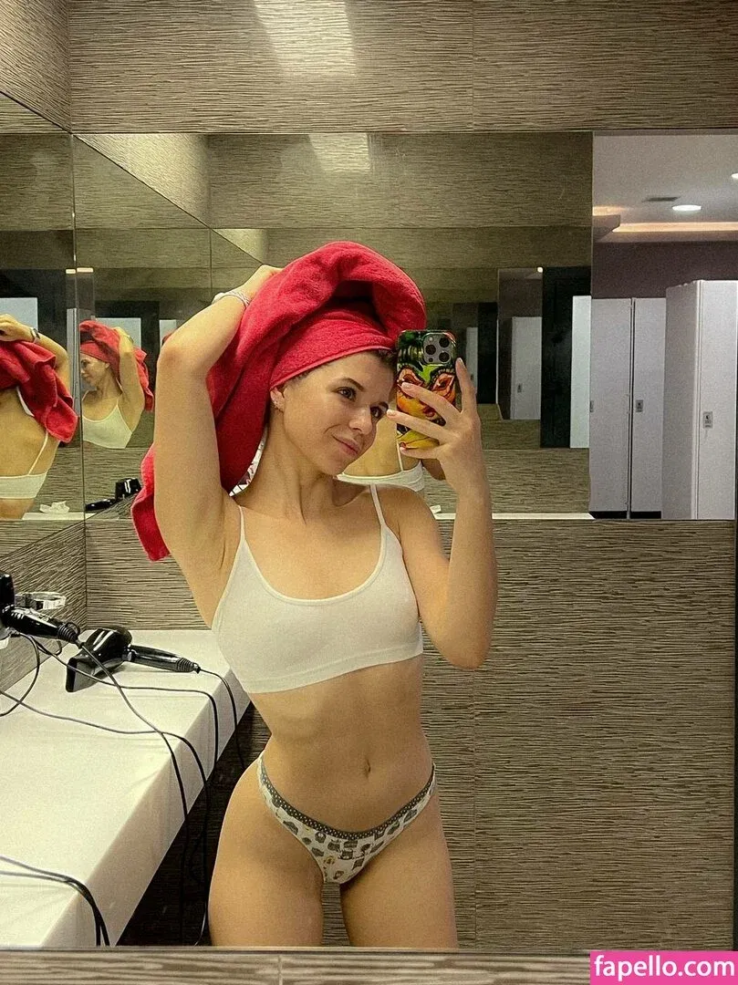 / Shuly / Shustikk / shulyyyyyy / shulyyyyyyy Onlyfans Photo Gallery 