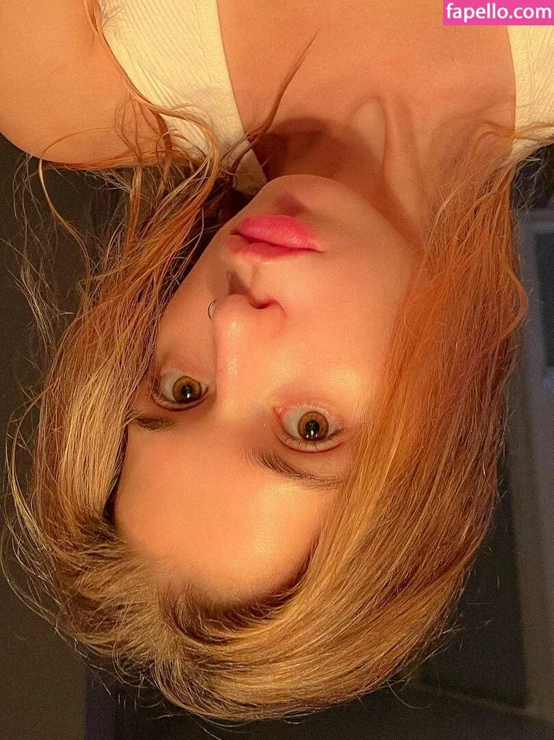 / Shuly / Shustikk / shulyyyyyy / shulyyyyyyy Onlyfans Photo Gallery 