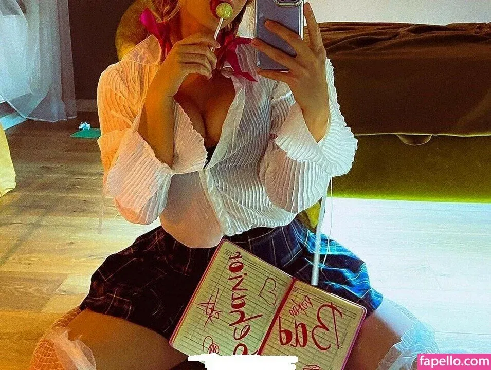 / Shuly / Shustikk / shulyyyyyy / shulyyyyyyy Onlyfans Photo Gallery 