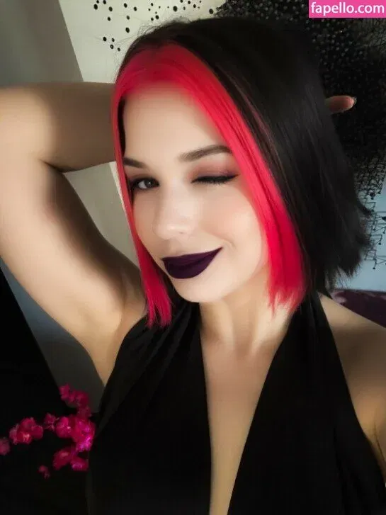 / Shuly / Shustikk / shulyyyyyy / shulyyyyyyy Onlyfans Photo Gallery 