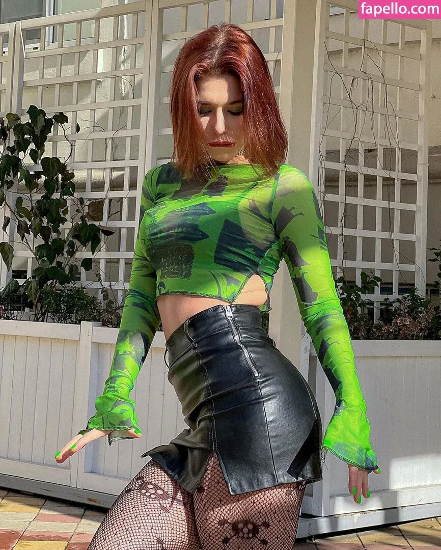 / Shuly / Shustikk / shulyyyyyy / shulyyyyyyy Onlyfans Photo Gallery 