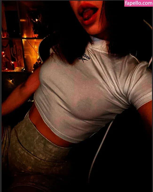 / Shuly / Shustikk / shulyyyyyy / shulyyyyyyy Onlyfans Photo Gallery 