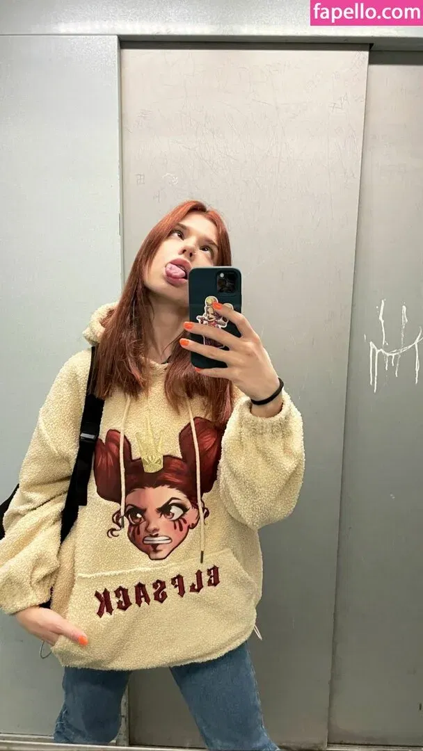 / Shuly / Shustikk / shulyyyyyy / shulyyyyyyy Onlyfans Photo Gallery 