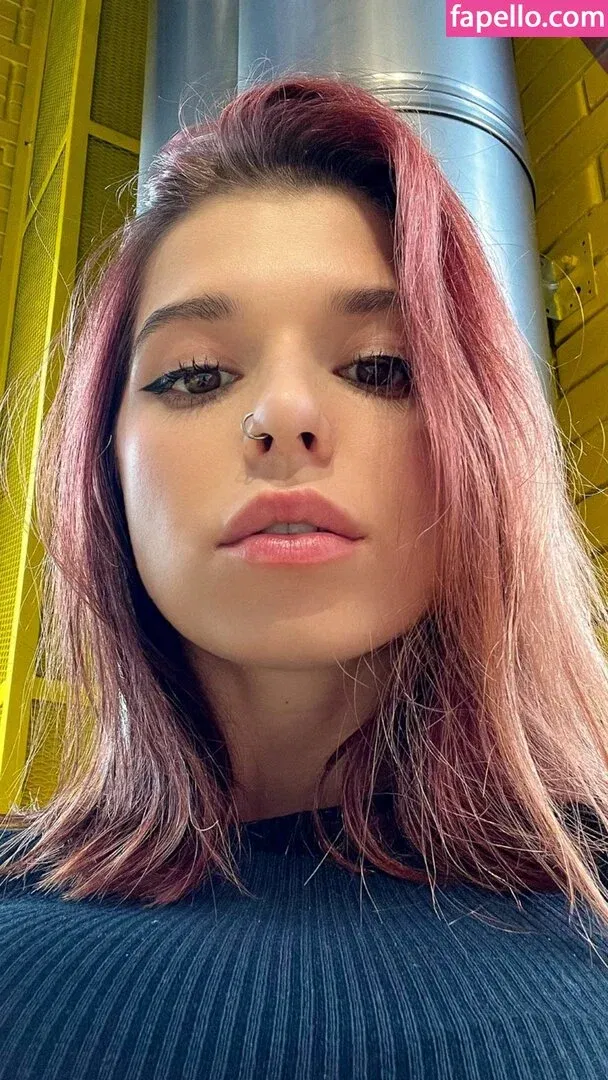 / Shuly / Shustikk / shulyyyyyy / shulyyyyyyy Onlyfans Photo Gallery 