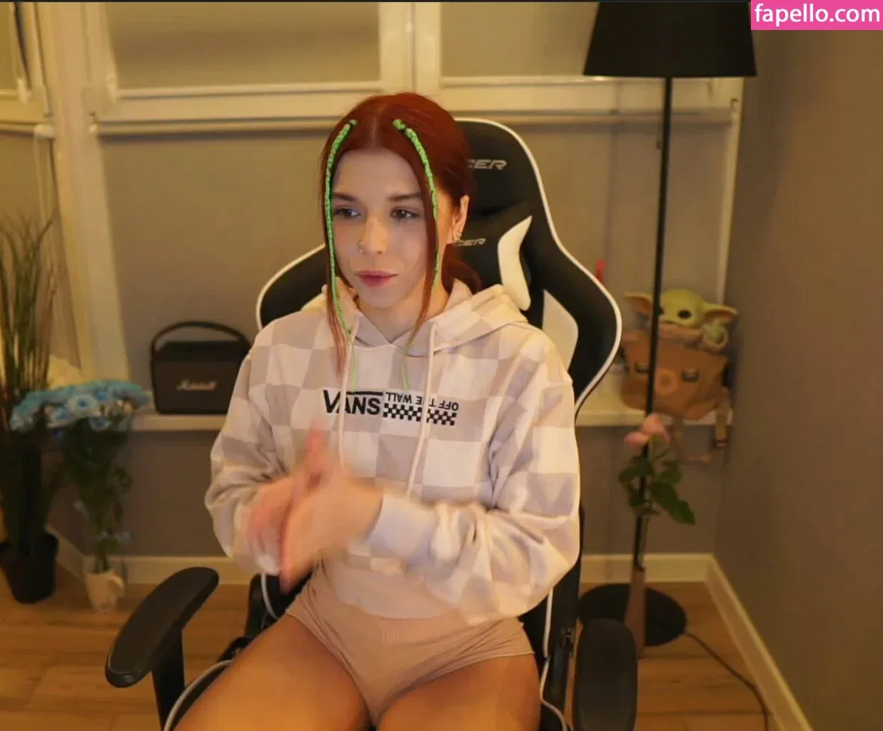 / Shuly / Shustikk / shulyyyyyy / shulyyyyyyy Onlyfans Photo Gallery 