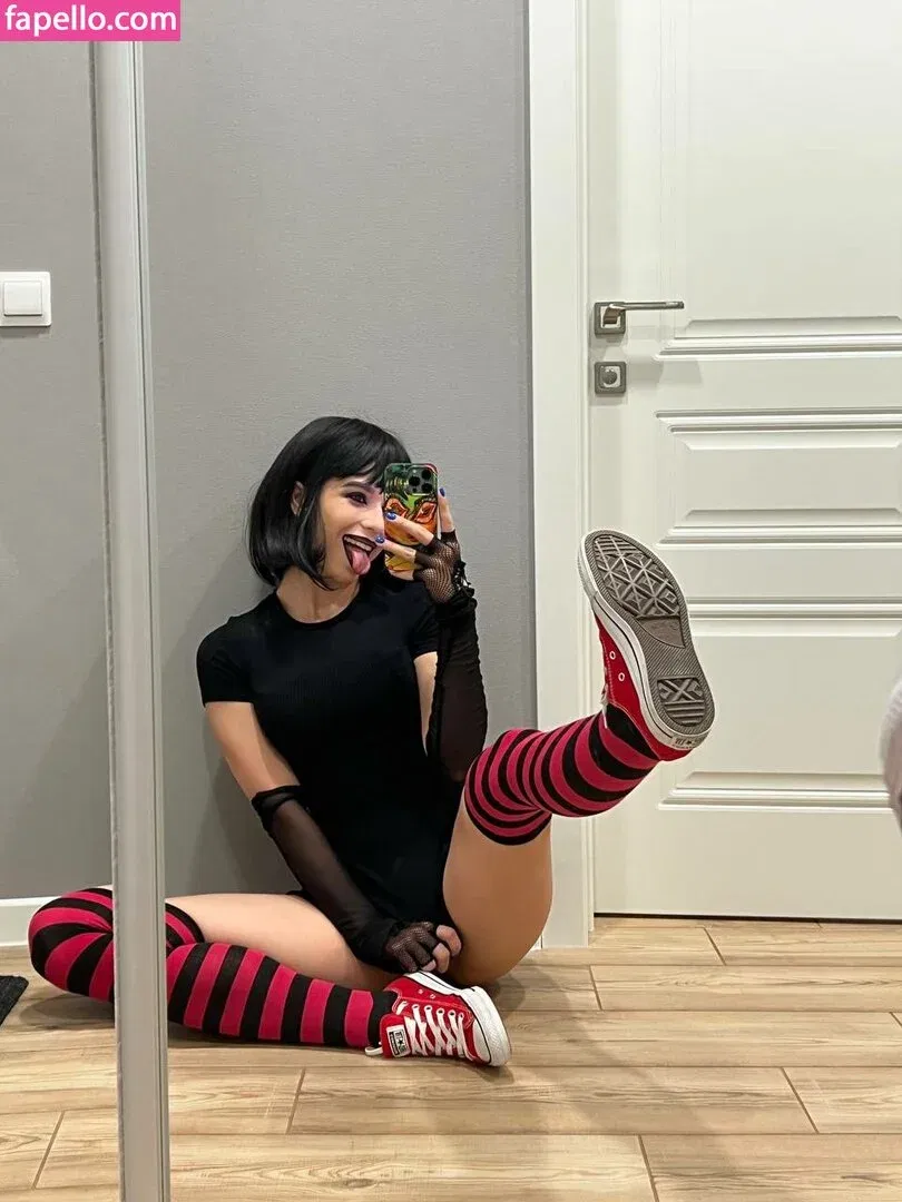 / Shuly / Shustikk / shulyyyyyy / shulyyyyyyy Onlyfans Photo Gallery 