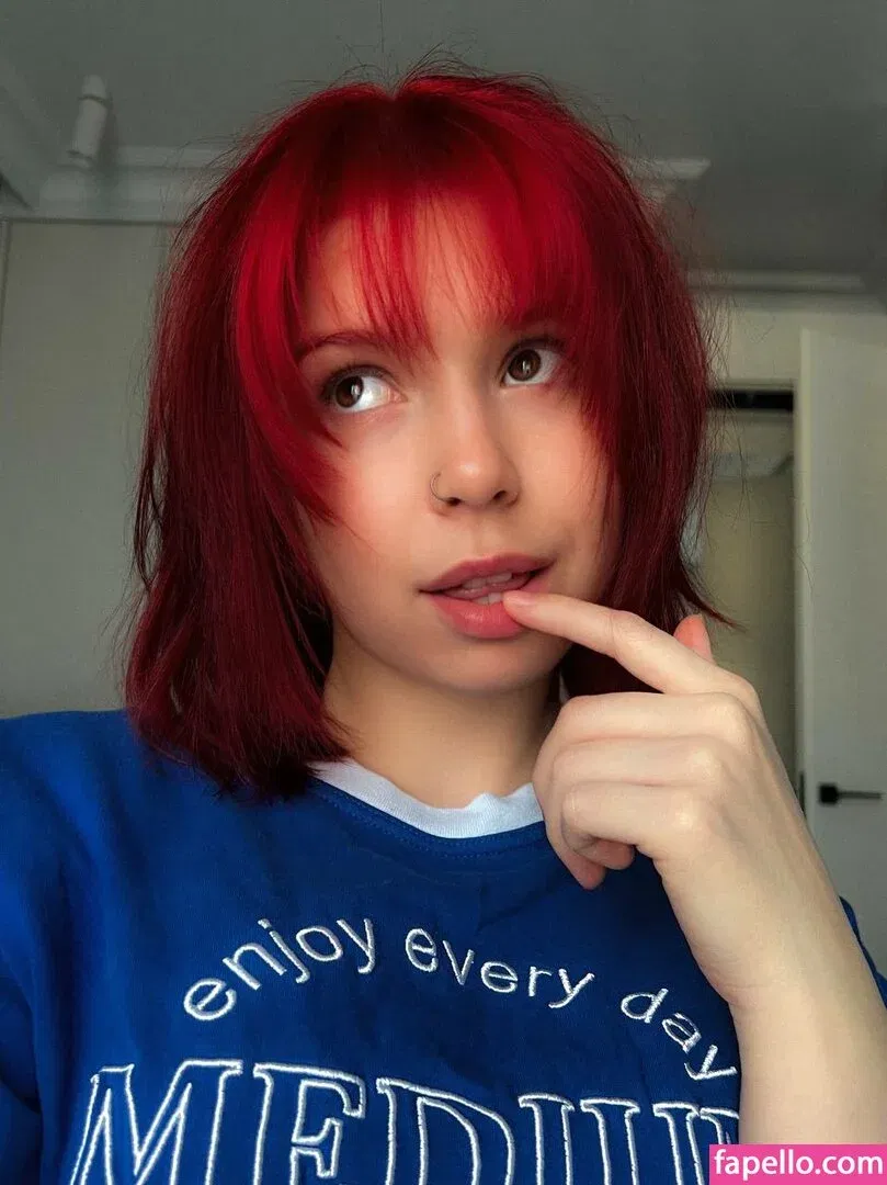 / Shuly / Shustikk / shulyyyyyy / shulyyyyyyy Onlyfans Photo Gallery 