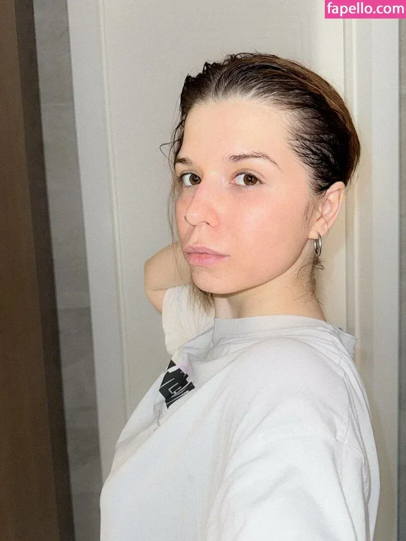 / Shuly / Shustikk / shulyyyyyy / shulyyyyyyy Onlyfans Photo Gallery 