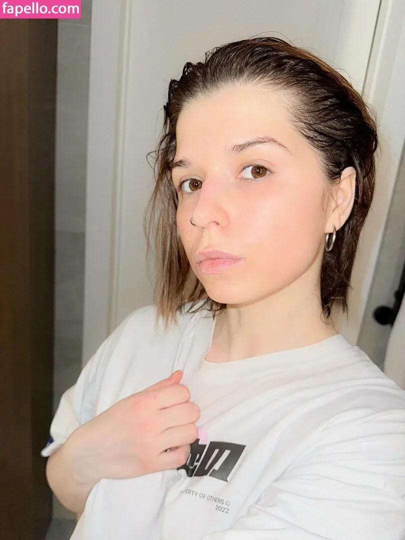 / Shuly / Shustikk / shulyyyyyy / shulyyyyyyy Onlyfans Photo Gallery 