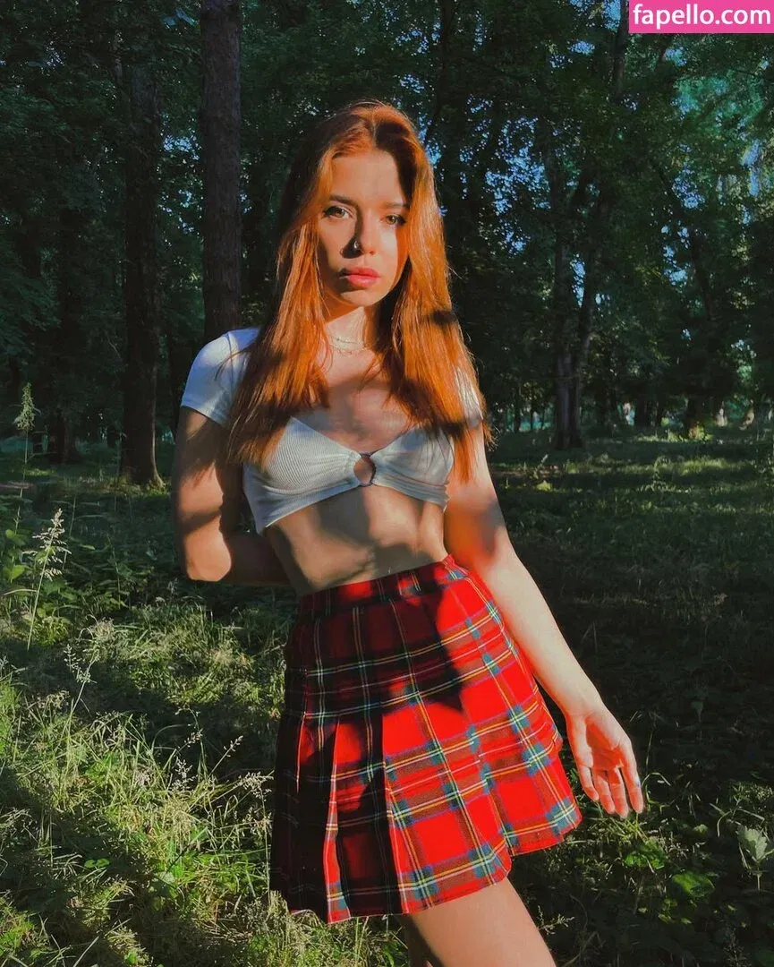 / Shuly / Shustikk / shulyyyyyy / shulyyyyyyy Onlyfans Photo Gallery 