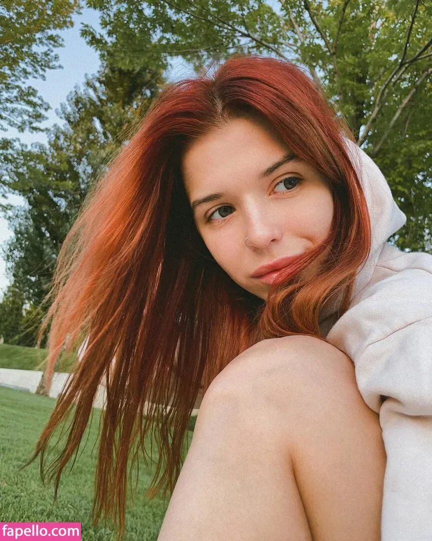 / Shuly / Shustikk / shulyyyyyy / shulyyyyyyy Onlyfans Photo Gallery 