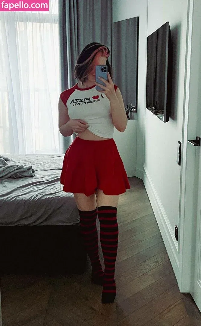 / Shuly / Shustikk / shulyyyyyy / shulyyyyyyy Onlyfans Photo Gallery 