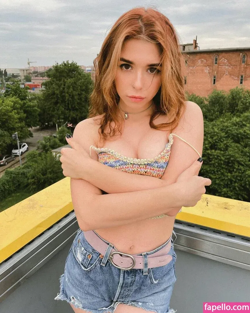 / Shuly / Shustikk / shulyyyyyy / shulyyyyyyy Onlyfans Photo Gallery 