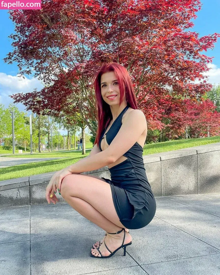 / Shuly / Shustikk / shulyyyyyy / shulyyyyyyy Onlyfans Photo Gallery 