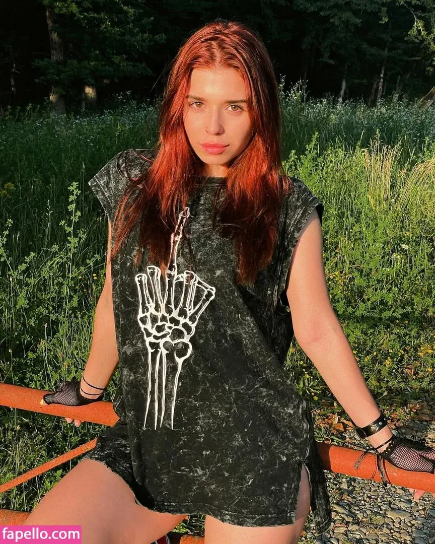 / Shuly / Shustikk / shulyyyyyy / shulyyyyyyy Onlyfans Photo Gallery 