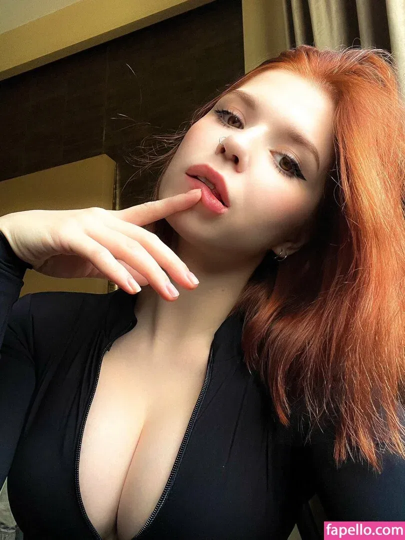 / Shuly / Shustikk / shulyyyyyy / shulyyyyyyy Onlyfans Photo Gallery 