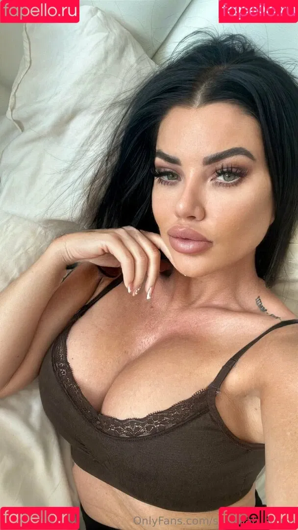 Savanah Storm / https: / savanah.storm / savanah_storm Onlyfans Photo Gallery 