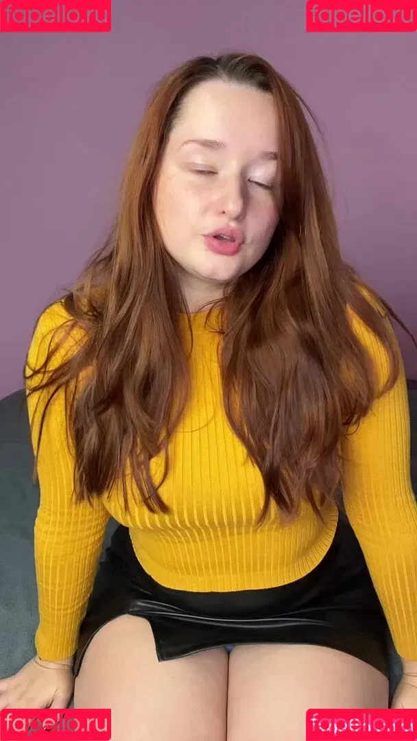 Elle Mae / eastern_eu_baby / ellexaus / https: Onlyfans Photo Gallery 