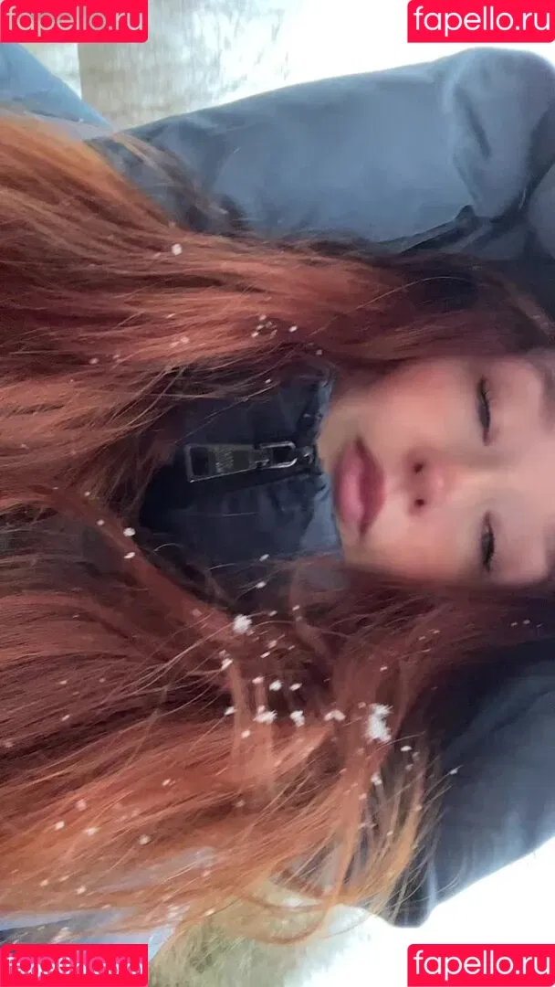 Elle Mae / eastern_eu_baby / ellexaus / https: Onlyfans Photo Gallery 